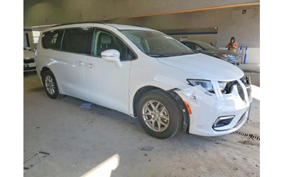 chrysler-pacifica - 3