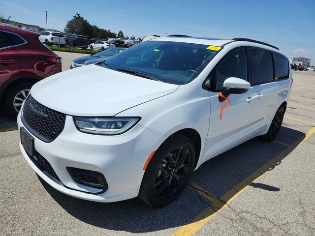 Chrysler Pacifica Touring L| ACC| PANO| ПОДГРЕВИ| 2 КЛЮЧА| CARFAX - автомобили, коли, обяви за нови и употребявани 0