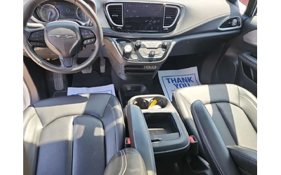 Chrysler Pacifica Touring L| ACC| PANO| ПОДГРЕВИ| 2 КЛЮЧА| CARFAX - автомобили, коли, обяви за нови и употребявани 7