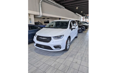 chrysler-pacifica - 0