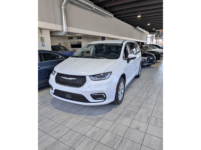 Chrysler Pacifica TOURING L * ПОДГРЕВ * КАМЕРА * CARFAX * - автомобили, коли, обяви за нови и употребявани 0