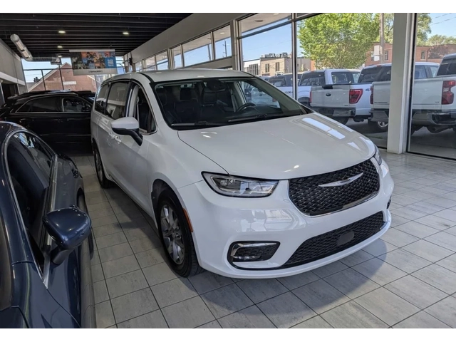 Chrysler Pacifica TOURING L * ПОДГРЕВ * КАМЕРА * CARFAX * - автомобили, коли, обяви за нови и употребявани 1