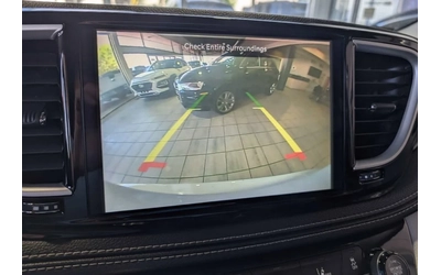 Chrysler Pacifica TOURING L * ПОДГРЕВ * КАМЕРА * CARFAX * - автомобили, коли, обяви за нови и употребявани 9