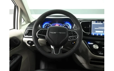 Chrysler Pacifica Pacifica - автомобили, коли, обяви за нови и употребявани 10