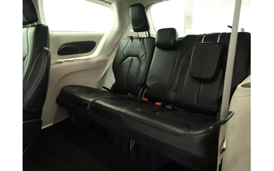 Chrysler Pacifica Pacifica - автомобили, коли, обяви за нови и употребявани 15