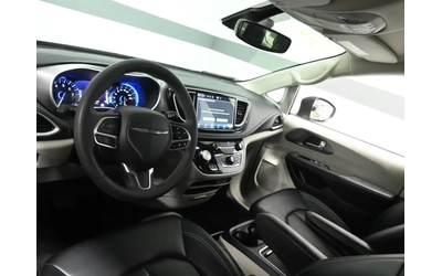 Chrysler Pacifica Pacifica - автомобили, коли, обяви за нови и употребявани 9