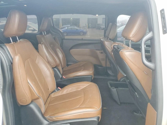 Chrysler Pacifica LIMITED* ЛИЗИНГ* ПЛЪГ ИН - автомобили, коли, обяви за нови и употребявани 10