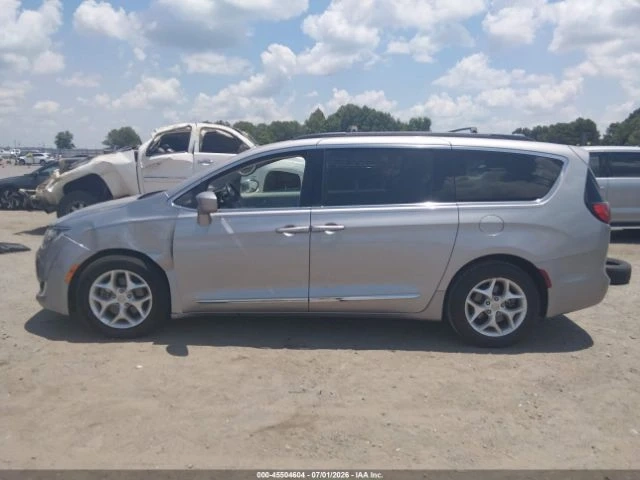 Chrysler Pacifica TOURING-L* КОЖА* ПОДГРЕВ* NAVI* LED* TV* - автомобили, коли, обяви за нови и употребявани 12