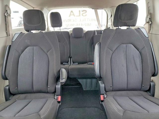 Chrysler Voyager 3.6L 6 Front-wheel Drive - автомобили, коли, обяви за нови и употребявани 10