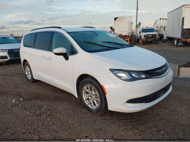 Chrysler Voyager 3.6L V-6 DOHC, VVT, 287HP Front Wheel Drive - автомобили, коли, обяви за нови и употребявани 0