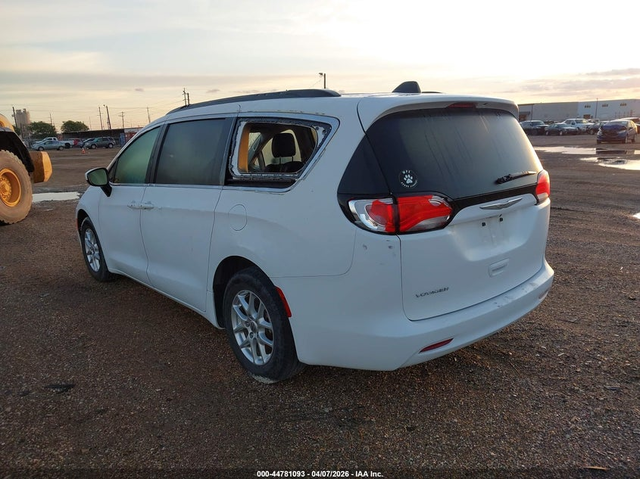 Chrysler Voyager 3.6L V-6 DOHC, VVT, 287HP Front Wheel Drive - автомобили, коли, обяви за нови и употребявани 2