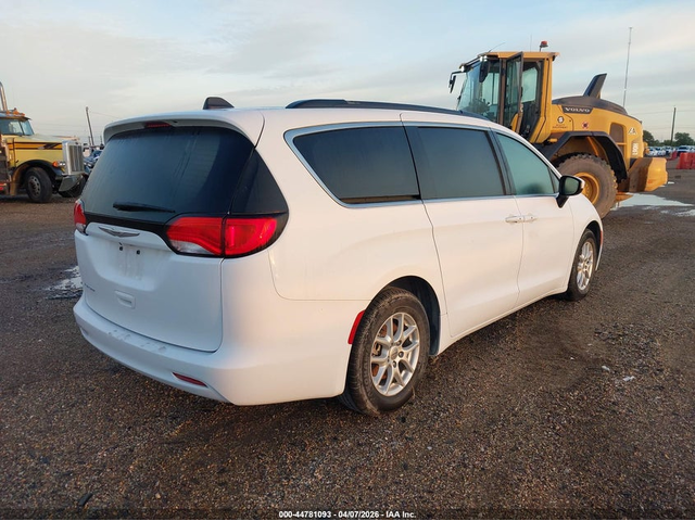 Chrysler Voyager 3.6L V-6 DOHC, VVT, 287HP Front Wheel Drive - автомобили, коли, обяви за нови и употребявани 3