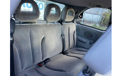 Chrysler Voyager 2.5TDI-140-FEIS-ITALIA - автомобили, коли, обяви за нови и употребявани 9