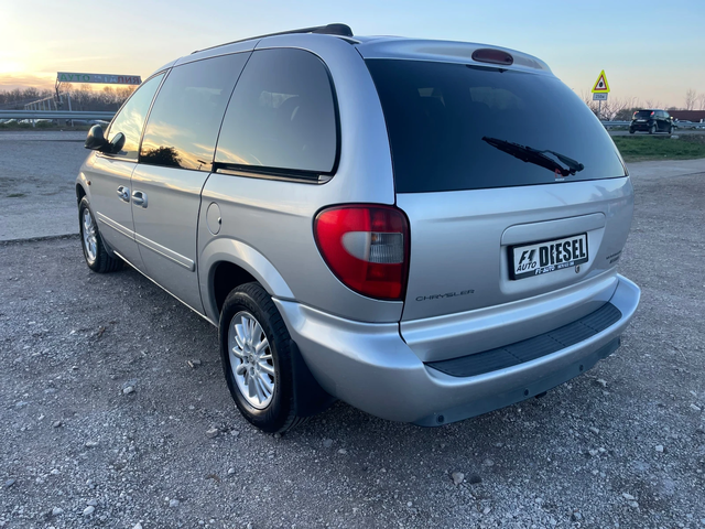 Chrysler Voyager 2.8GRDI-AVTOMAT-6+ 1-ITALIA - автомобили, коли, обяви за нови и употребявани 10