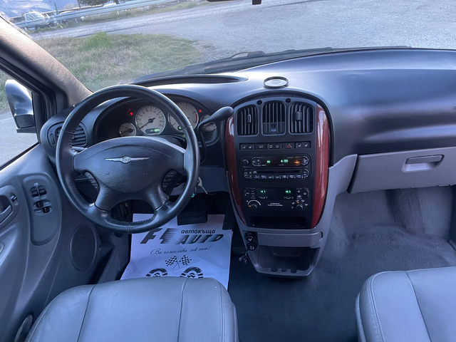 Chrysler Voyager 2.8GRDI-AVTOMAT-6+ 1-ITALIA - автомобили, коли, обяви за нови и употребявани 7