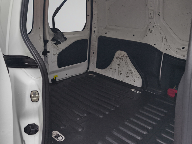 Citroen Berlingo 1.6 HDi 75 BVM5 E6 - автомобили, коли, обяви за нови и употребявани 11