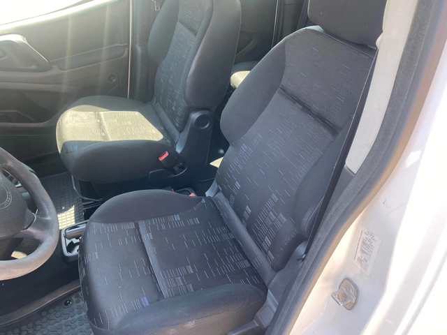 Citroen Berlingo 1.6i 98kc. - автомобили, коли, обяви за нови и употребявани 7