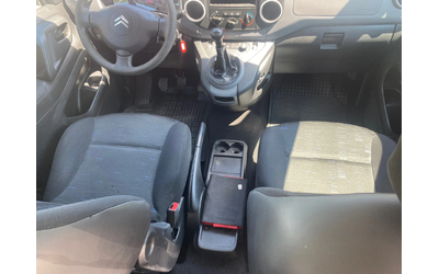 Citroen Berlingo 1.6i 98kc. - автомобили, коли, обяви за нови и употребявани 8