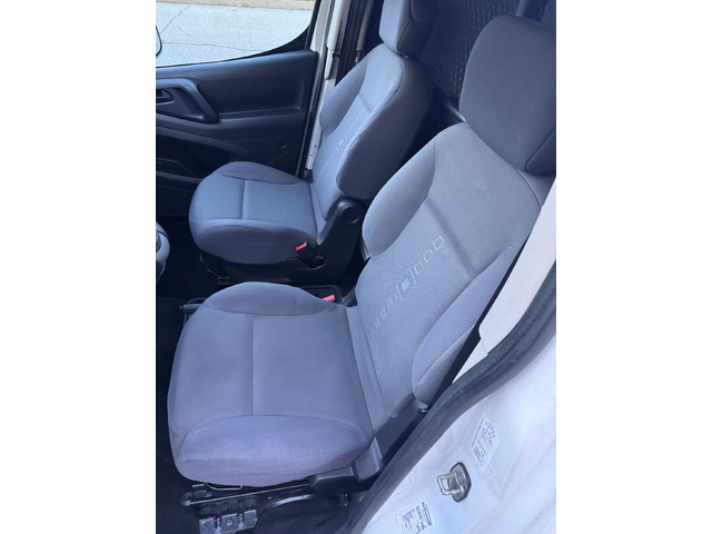 Citroen Berlingo 1.6HDI 75кс * ПЕРФЕКТЕН* - автомобили, коли, обяви за нови и употребявани 7