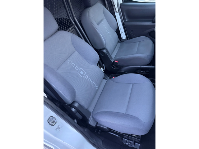 Citroen Berlingo 1.6HDI 75кс * ПЕРФЕКТЕН* - автомобили, коли, обяви за нови и употребявани 8