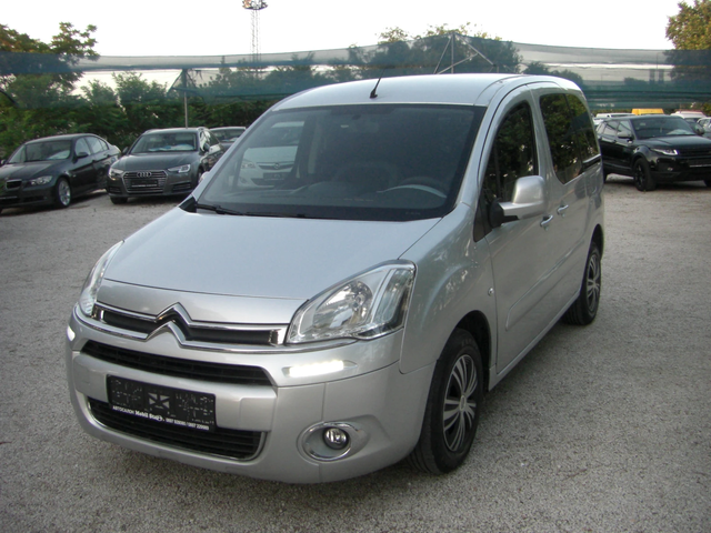 Citroen Berlingo 1.6HDI Multispace EURO 5A - автомобили, коли, обяви за нови и употребявани 0
