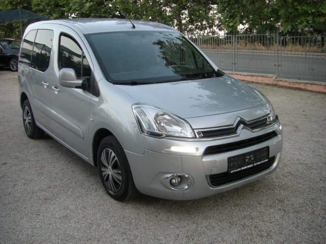 Citroen Berlingo 1.6HDI Multispace EURO 5A - автомобили, коли, обяви за нови и употребявани 6
