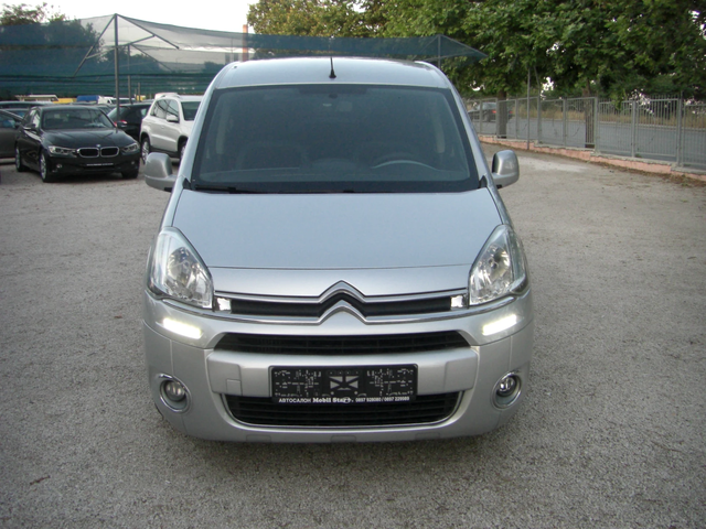Citroen Berlingo 1.6HDI Multispace EURO 5A - автомобили, коли, обяви за нови и употребявани 7
