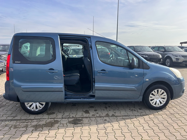 Citroen Berlingo 1.6HDI 4+ 1 EURO 5 - автомобили, коли, обяви за нови и употребявани 11