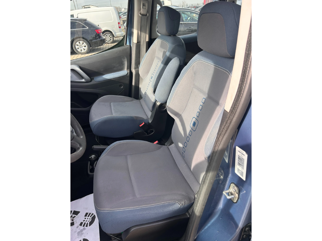 Citroen Berlingo 1.6HDI 4+ 1 EURO 5 - автомобили, коли, обяви за нови и употребявани 14