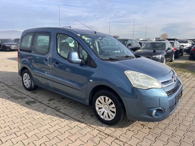 Citroen Berlingo 1.6HDI 4+ 1 EURO 5 - автомобили, коли, обяви за нови и употребявани 3