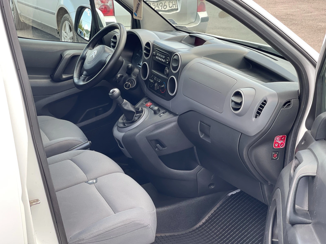 Citroen Berlingo 1.6HDi - автомобили, коли, обяви за нови и употребявани 9