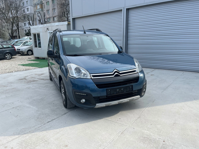 Citroen Berlingo Автоматик - автомобили, коли, обяви за нови и употребявани 0