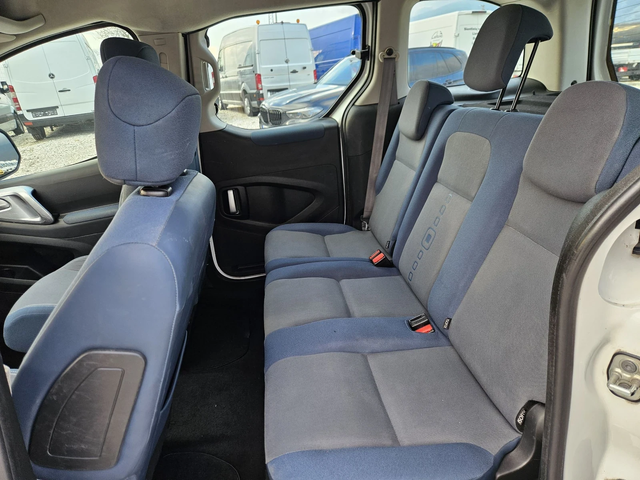 Citroen Berlingo 1.6 HDi, Клима, Две странични - автомобили, коли, обяви за нови и употребявани 11