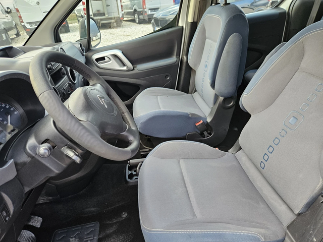 Citroen Berlingo 1.6 HDi, Клима, Две странични - автомобили, коли, обяви за нови и употребявани 8