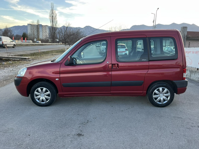 Citroen Berlingo 1.4I 75 кс. MULTISPACE КЛИМАТИК 2стр. ВРАТИ - автомобили, коли, обяви за нови и употребявани 5