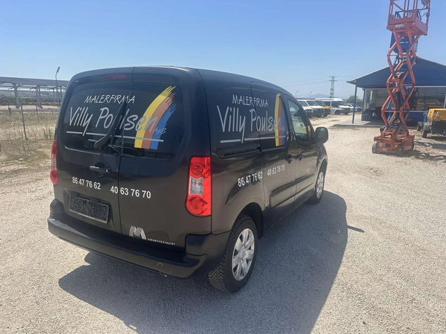 Citroen Berlingo - автомобили, коли, обяви за нови и употребявани 3