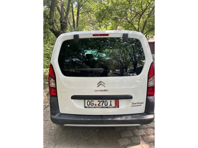 Citroen Berlingo CDi - автомобили, коли, обяви за нови и употребявани 4