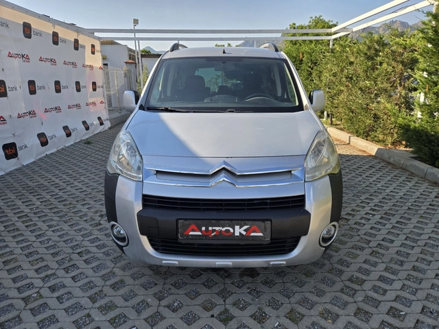 Citroen Berlingo 1.6i= КЛИМАТИК= XTR= EURO 5A - автомобили, коли, обяви за нови и употребявани 0