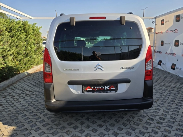 Citroen Berlingo 1.6i= КЛИМАТИК= XTR= EURO 5A - автомобили, коли, обяви за нови и употребявани 3