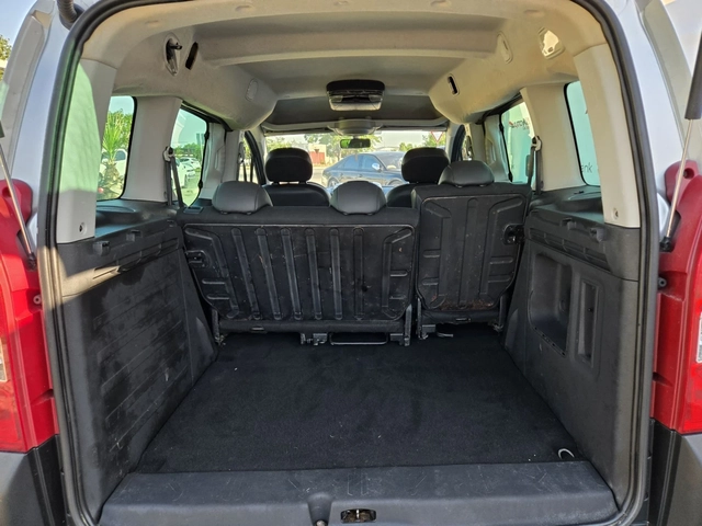 Citroen Berlingo 1.6i= КЛИМАТИК= XTR= EURO 5A - автомобили, коли, обяви за нови и употребявани 9