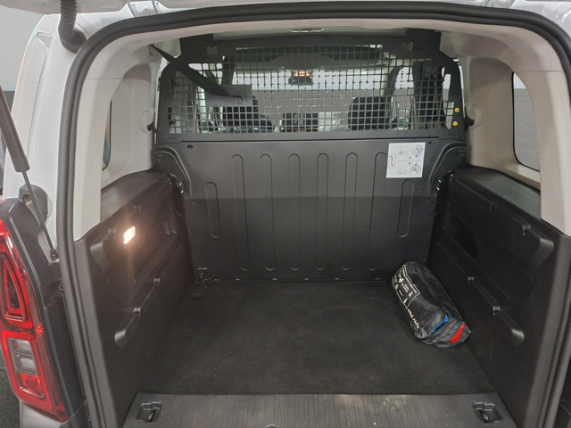 Citroen Berlingo MCA MPV M Live Pack 1.5 BlueHDI 102 BVM6 S&S E6.4 N1 - автомобили, коли, обяви за нови и употребявани 4