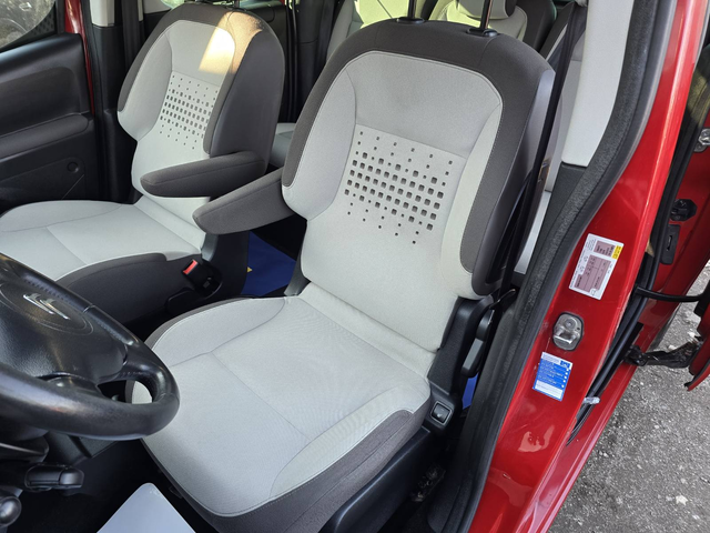 Citroen Berlingo ТОП/1.6HDI/Automatik/Multispace - автомобили, коли, обяви за нови и употребявани 11