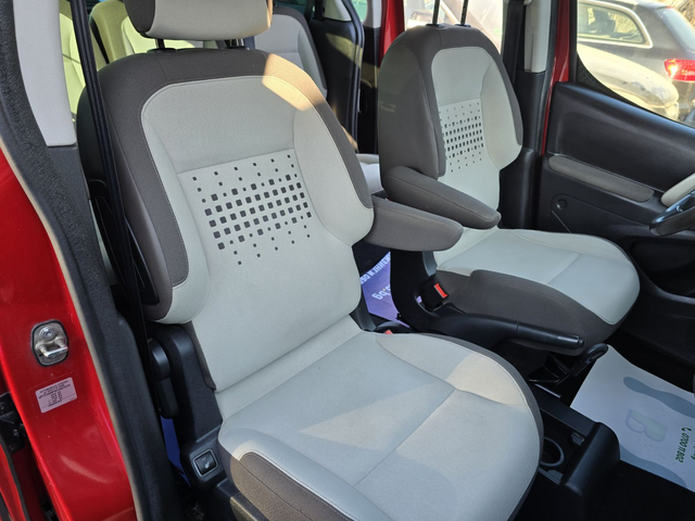 Citroen Berlingo ТОП/1.6HDI/Automatik/Multispace - автомобили, коли, обяви за нови и употребявани 13
