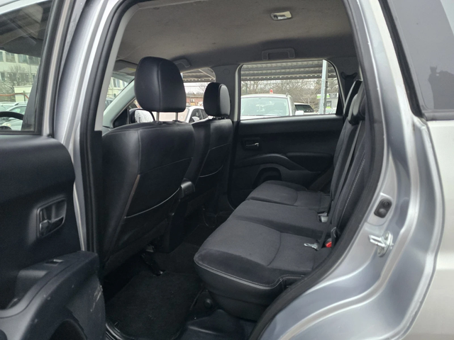 Citroen C-Crosser 2.2D 156к.с 6+ 1места Топ състояние - автомобили, коли, обяви за нови и употребявани 11