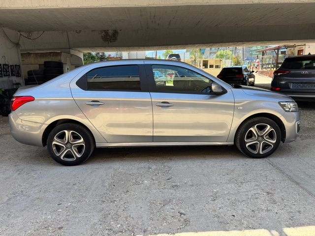 Citroen C-Elysee 1.2i-82-2018-NAVI-EURO6 - автомобили, коли, обяви за нови и употребявани 2