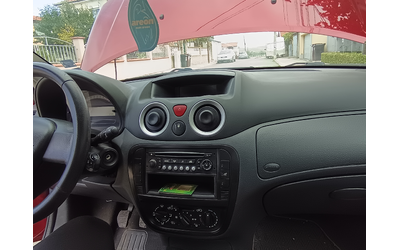 Citroen C2, 2007 г., 153000 км, 0 к.с. - автомобили, коли, обяви за нови и употребявани 7