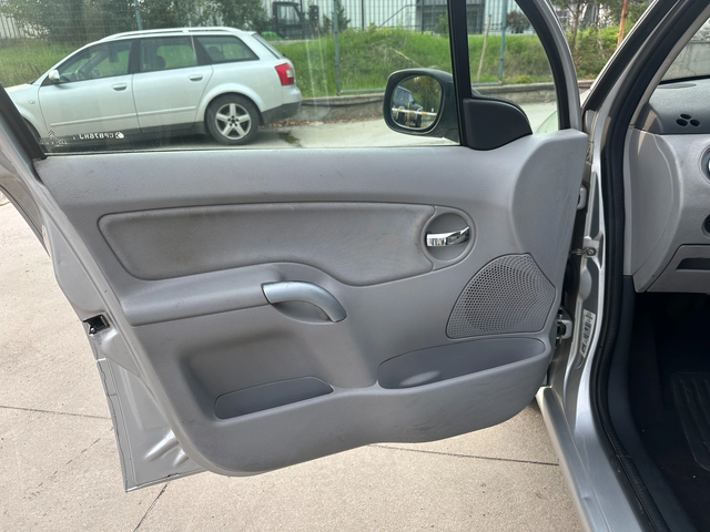 Citroen C3 1.4HDI АВТОМАТИК КЛИМАТРОНИК АВТОПИЛОТ EXCLUSIVE - автомобили, коли, обяви за нови и употребявани 11