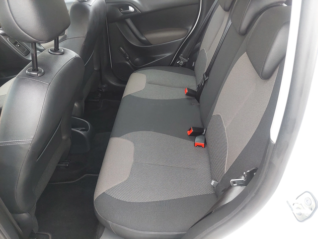 Citroen C3 1, 2i 83ps LED - автомобили, коли, обяви за нови и употребявани 6