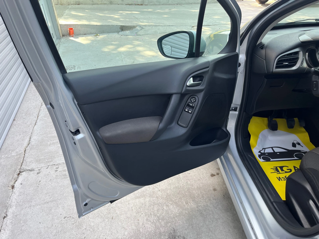 Citroen C3 Панорама - автомобили, коли, обяви за нови и употребявани 11