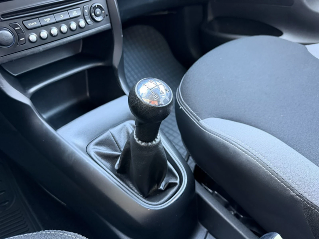 Citroen C3 1.0i / РЕГИСТРИРАН - автомобили, коли, обяви за нови и употребявани 13
